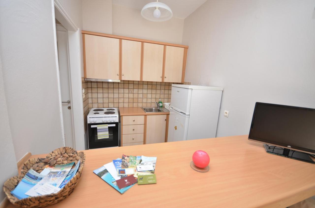Kokoros Apartments Kato Korakiana Екстер'єр фото