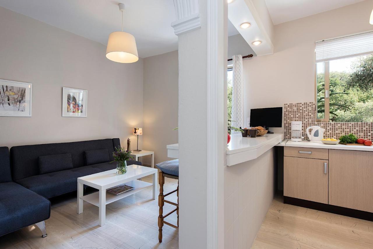 Kokoros Apartments Kato Korakiana Екстер'єр фото