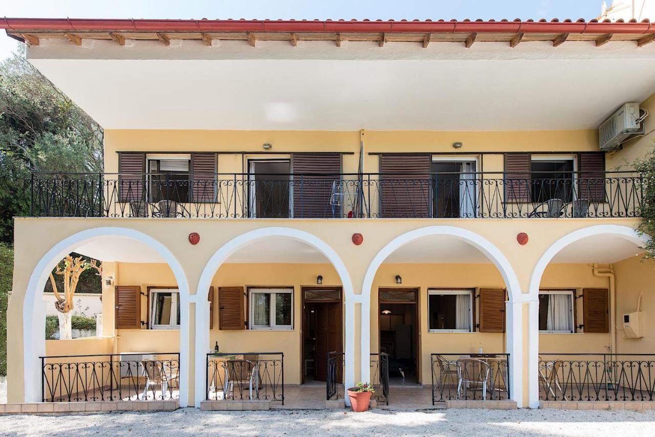 Kokoros Apartments Kato Korakiana Екстер'єр фото