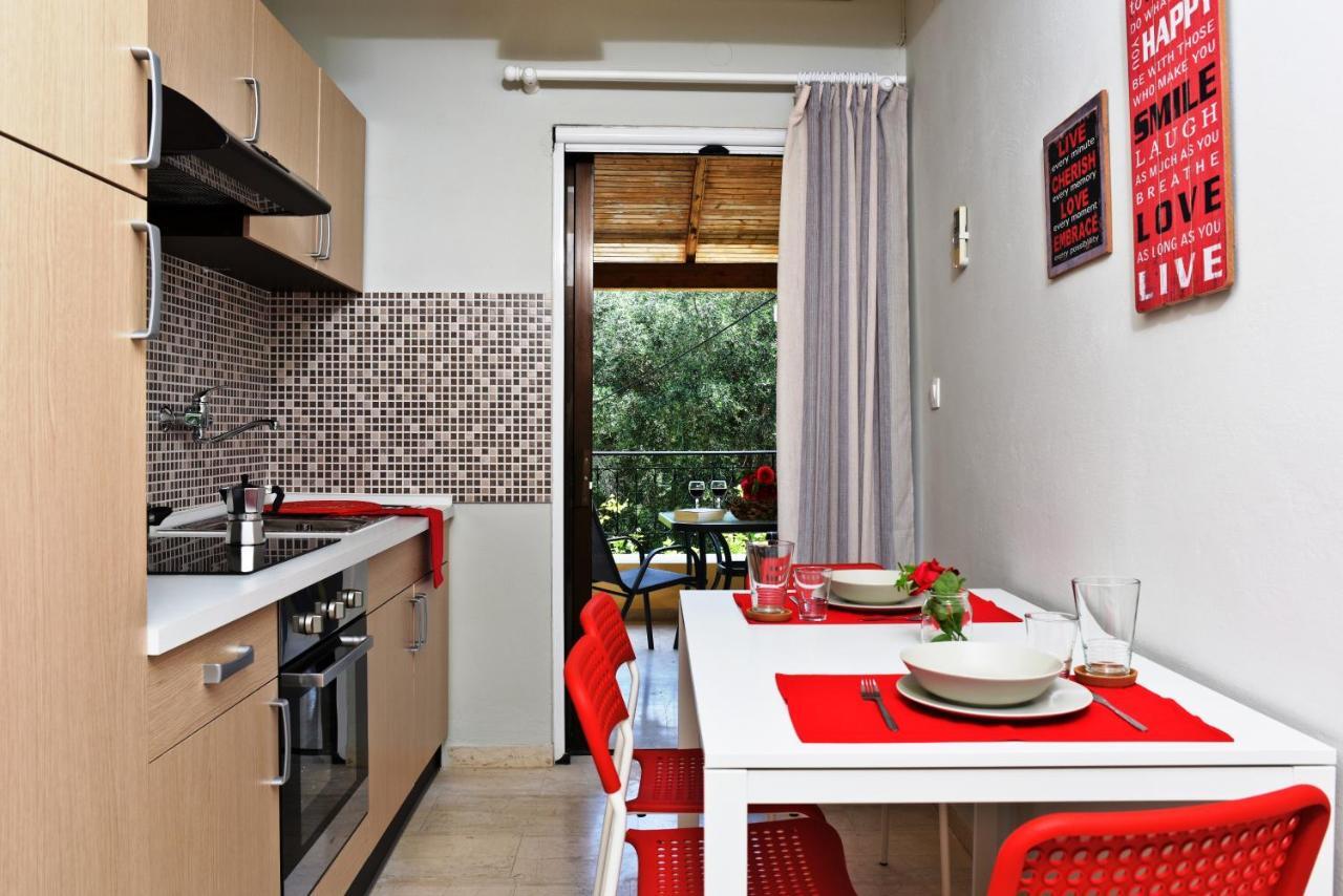 Kokoros Apartments Kato Korakiana Екстер'єр фото